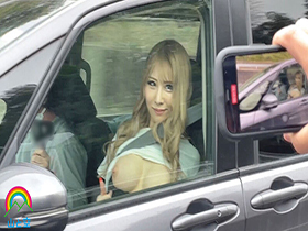 ザーメン偏愛 Ｈカップ金髪ギャルビッチは陰キャ僕の従順ごっくん人形！１週間溜めた激臭スペルマをどこでも羞恥フェラ 涙目でねだってしゃぶって４発ねばどろ精飲！　サンプル画像04